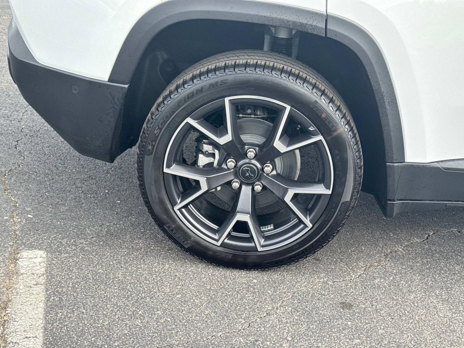 New 2026 Jeep Cherokee Overland image 11