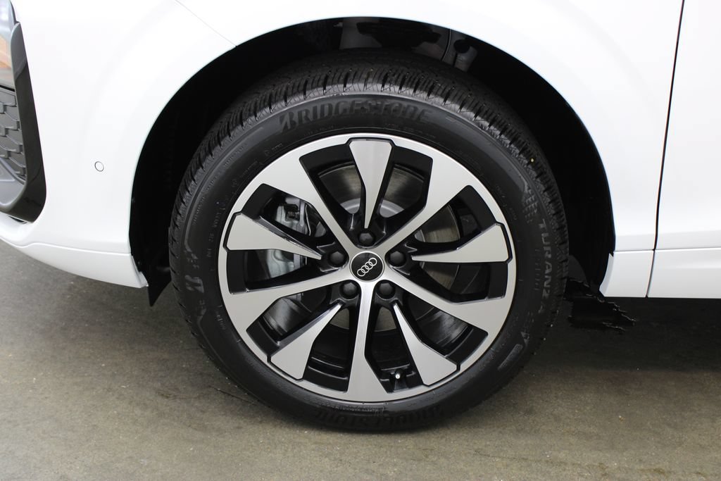 New 2026 Audi Q3 quattro 2.0T AWD/4WD image 30