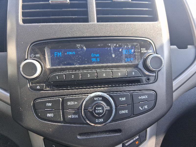Used 2015 Chevrolet Sonic LT FWD image 27