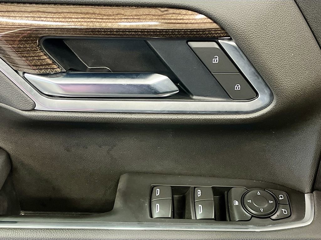 Used 2025 Chevrolet Silverado 1500 LT image 18