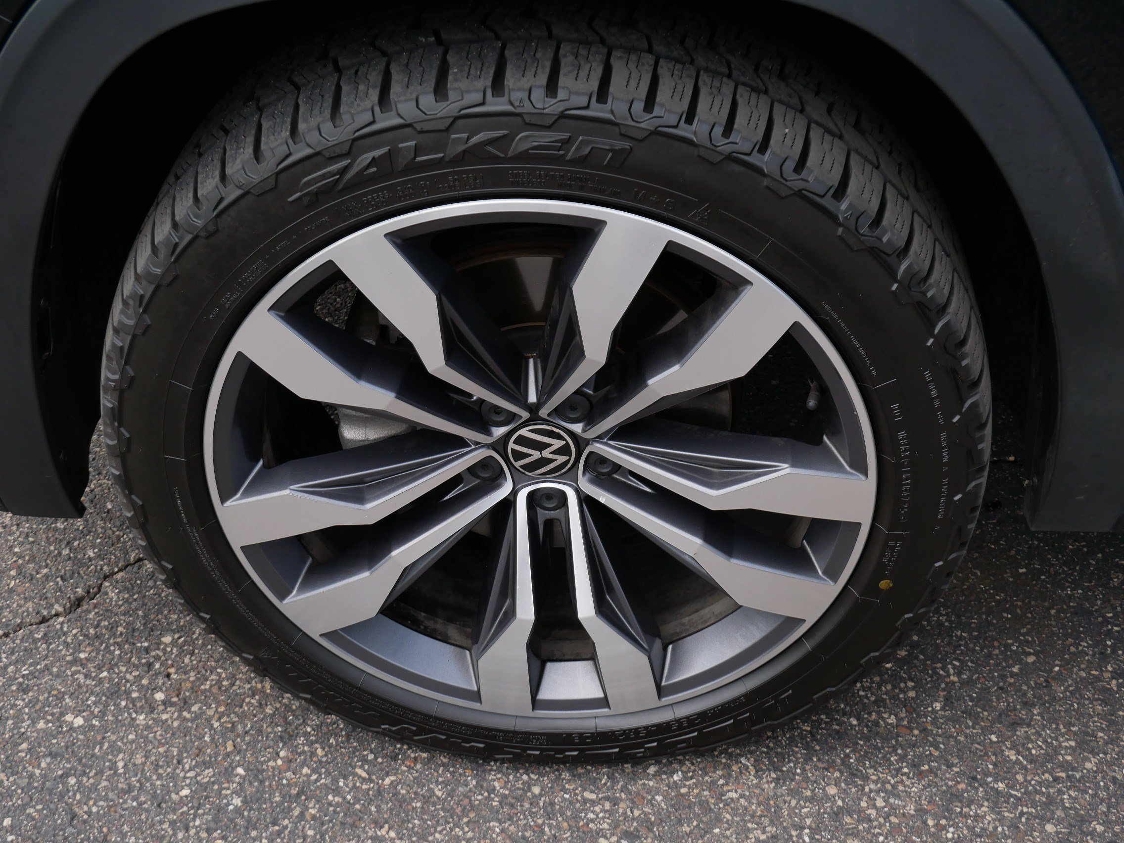 Certified 2023 Volkswagen Atlas SEL Premium AWD/4WD image 15