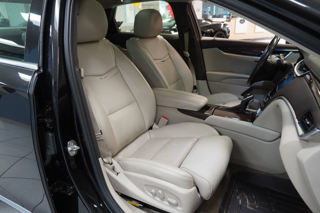 Used 2013 Cadillac XTS Premium AWD/4WD image 25