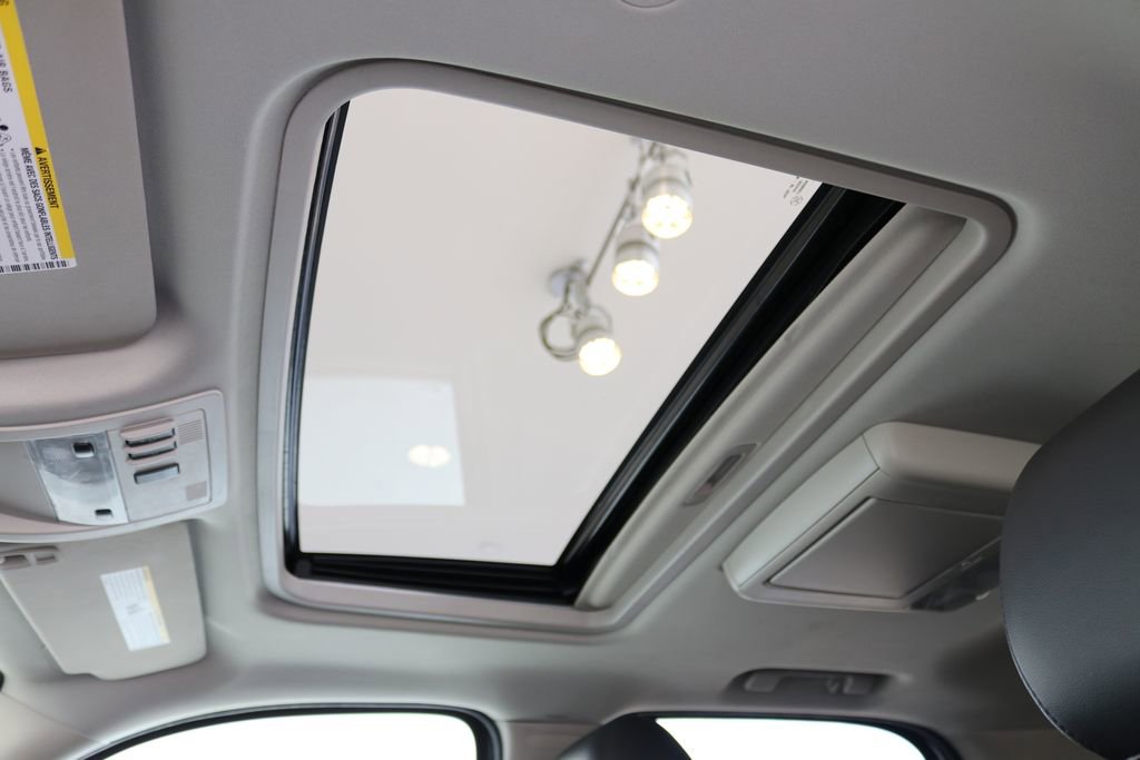 Used 2014 Chevrolet Tahoe LT w/ Luxury Package image 17