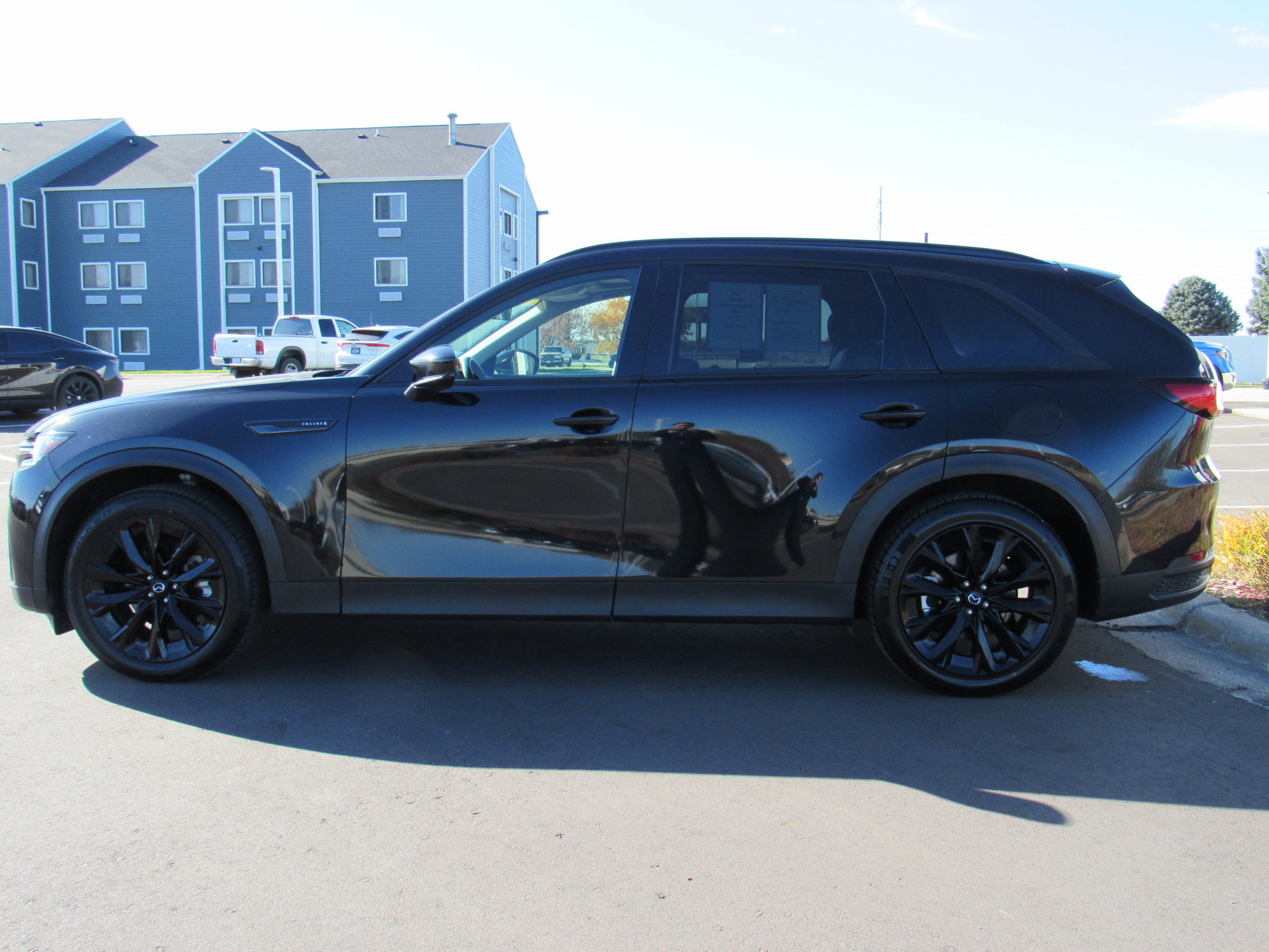 Used 2025 MAZDA CX-90 3.3 Turbo w/ Premium Sport Pkg image 9