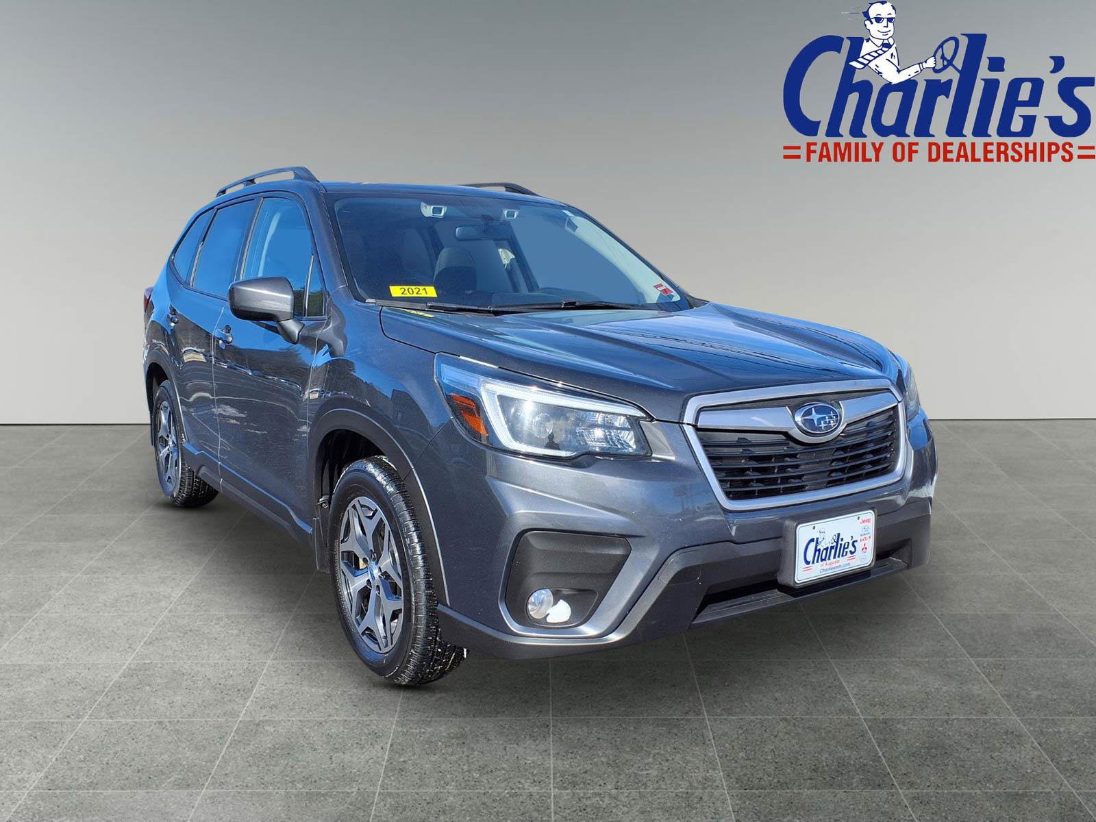 Used 2021 Subaru Forester Premium image 3