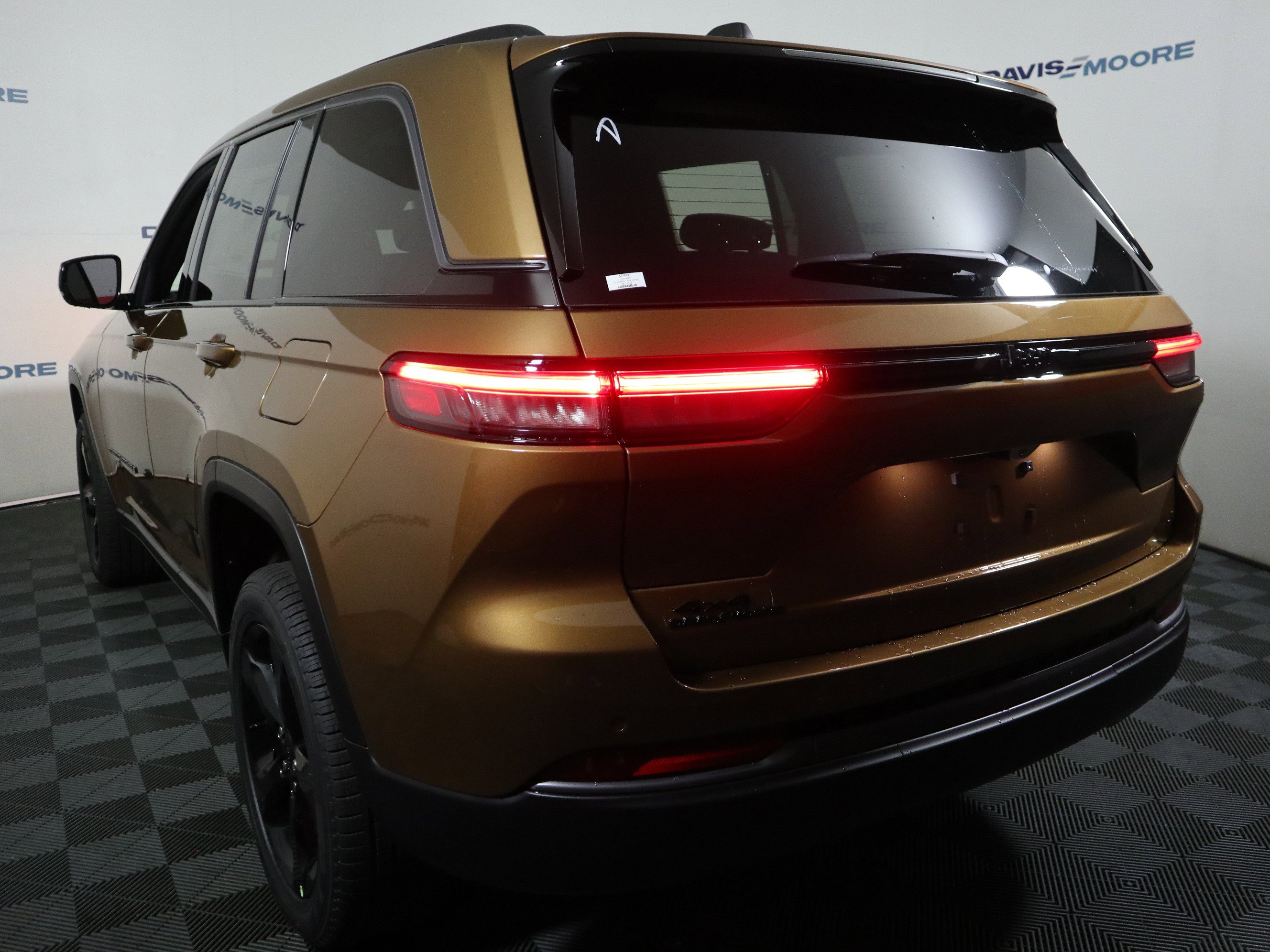 New 2026 Jeep Grand Cherokee Limited AWD/4WD image 10