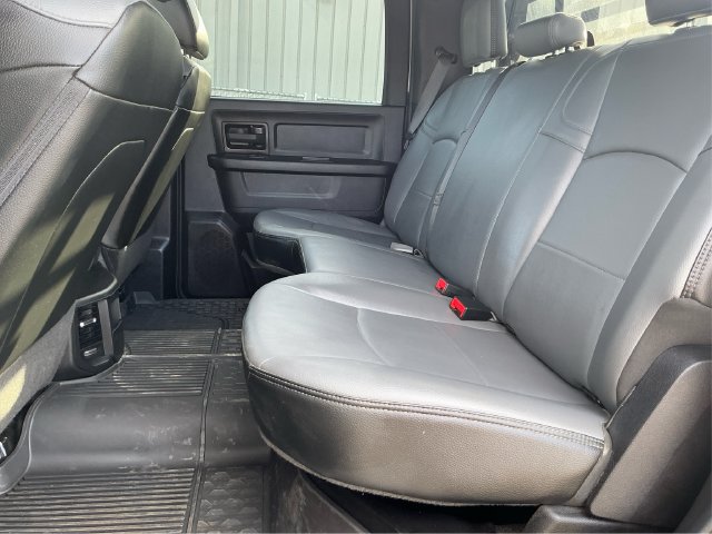 Used 2024 RAM 5500 Tradesman w/ Chrome Appearance Group AWD/4WD image 10