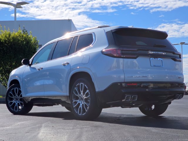 New 2027 GMC Acadia Denali Ultimate w/ LPO, Floor Liner Package AWD/4WD image 17