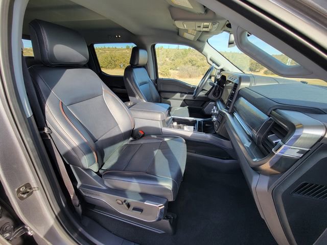 Used 2024 Ford F250 Lariat image 16