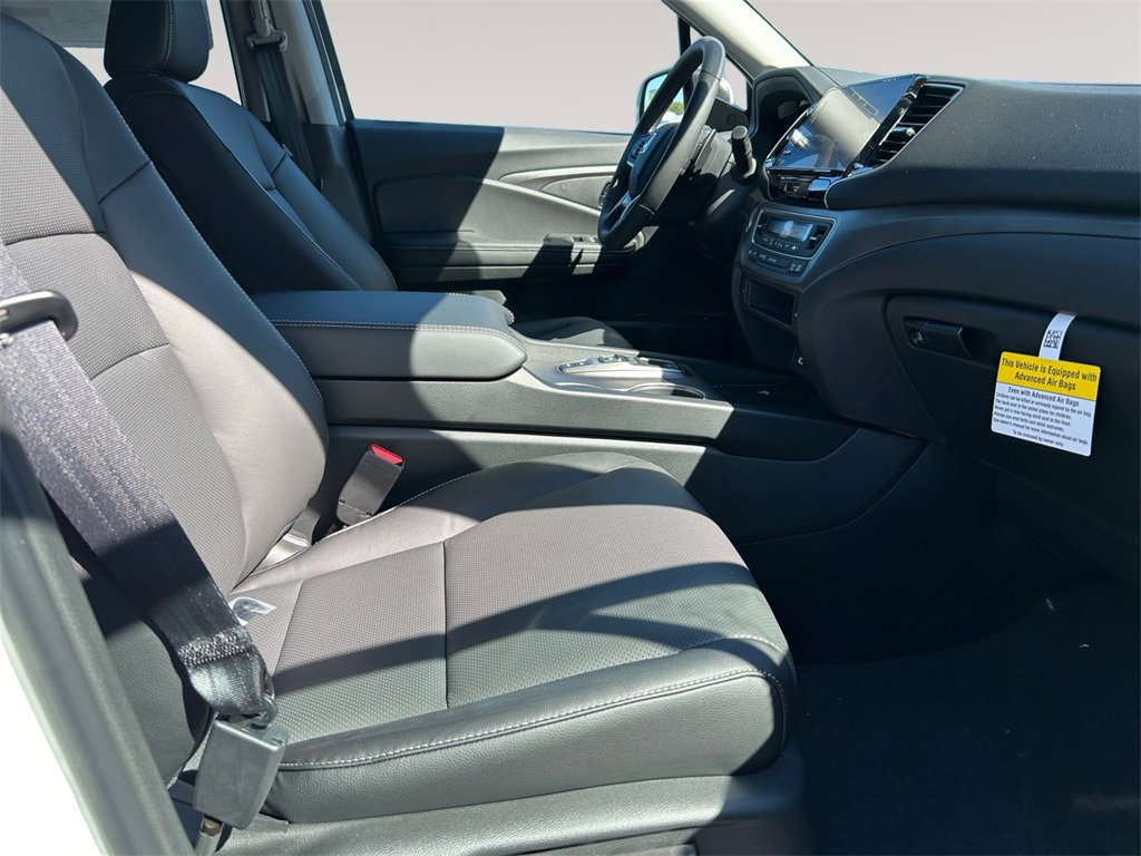New 2025 Honda Ridgeline RTL image 15