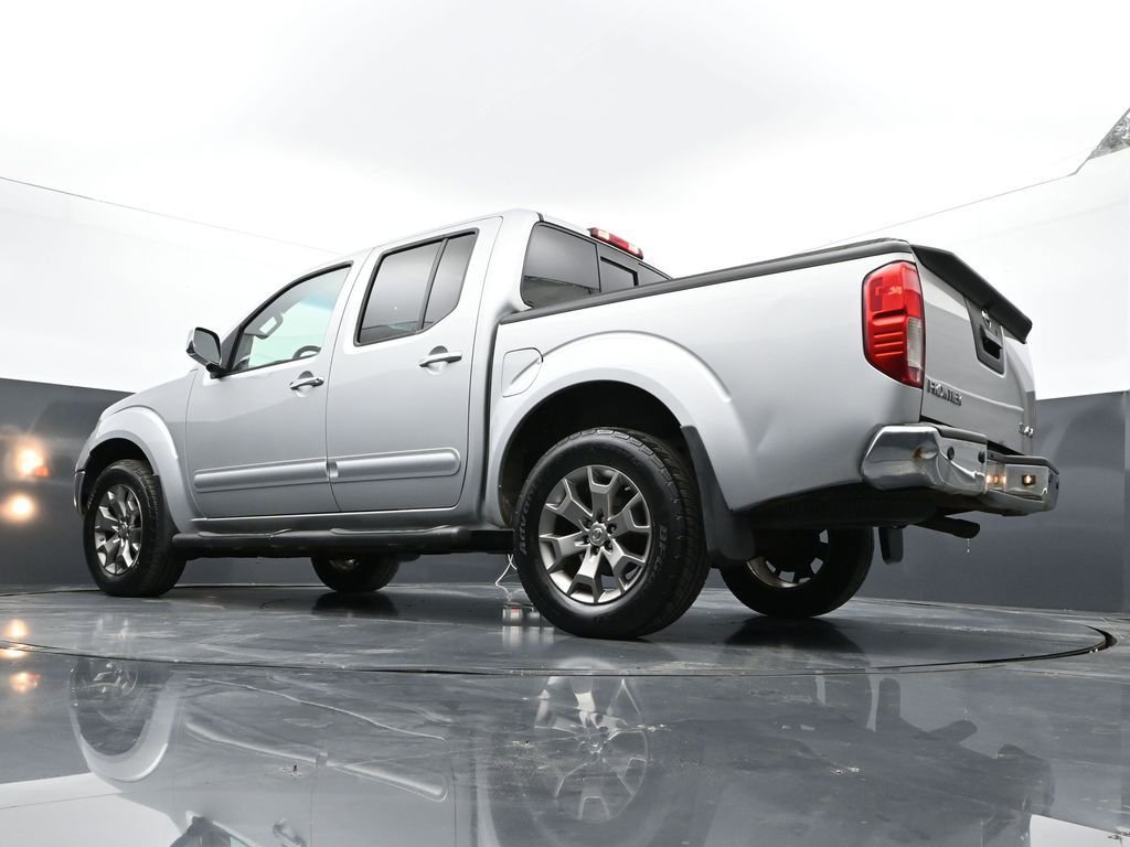 Used 2014 Nissan Frontier SL w/ SL Moonroof Package image 43