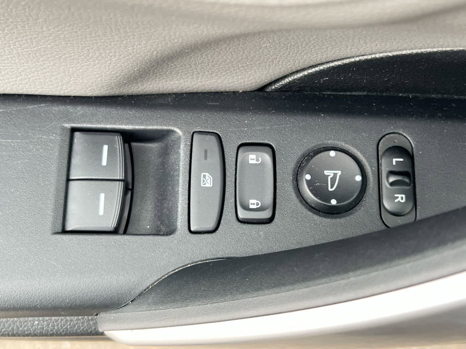 Used 2017 Honda Civic EX-L image 17