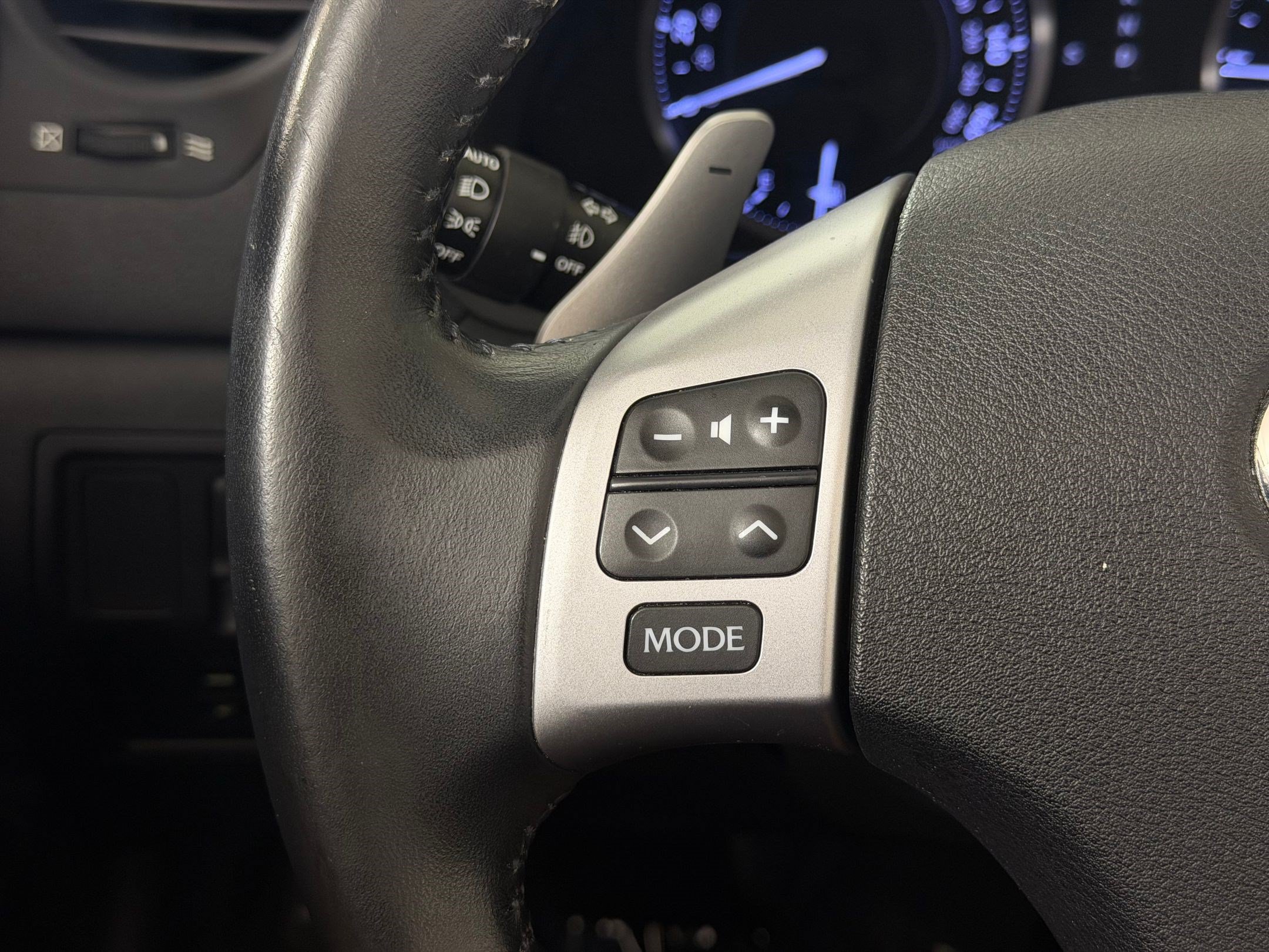 Used 2014 Lexus IS 250C w/ Luxury Package RWD image 14