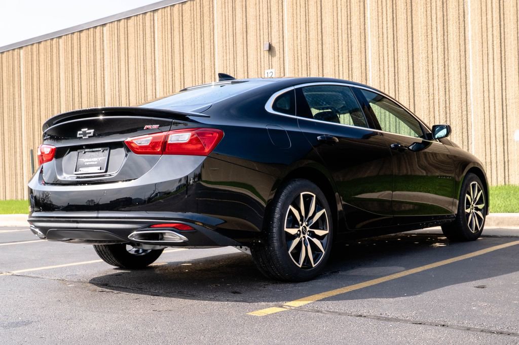 Used 2025 Chevrolet Malibu RS image 9