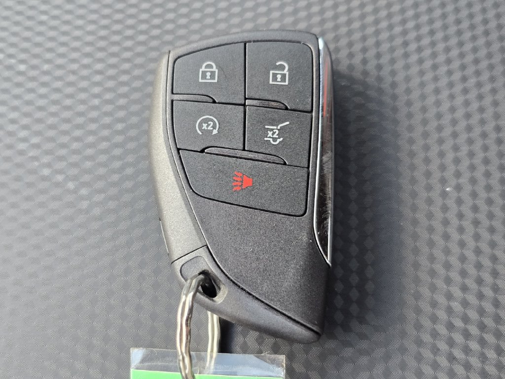 Used 2026 Chevrolet Equinox RS w/ Convenience Package III FWD image 39