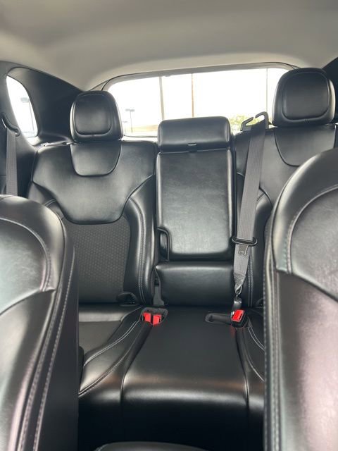 Used 2020 Jeep Cherokee Latitude Plus w/ Comfort/Convenience Group image 28