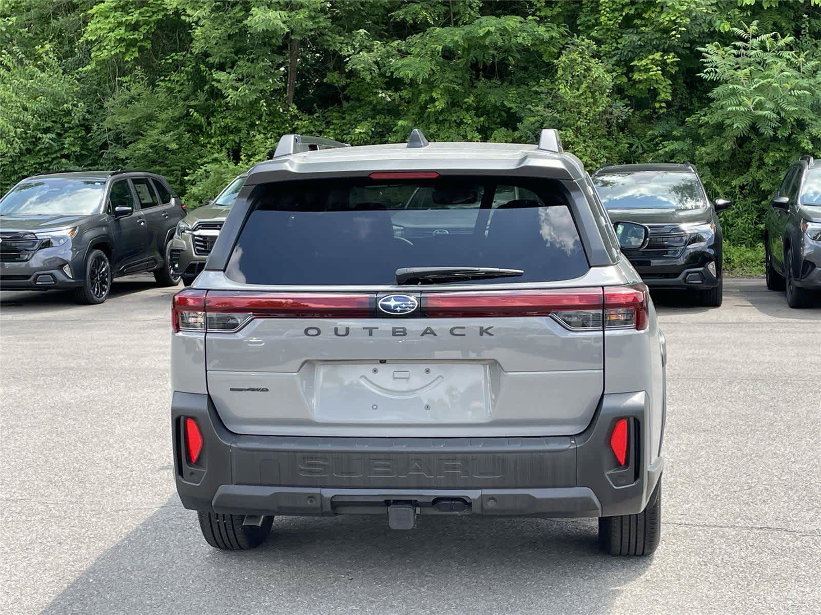 Used 2026 Subaru Outback Premium AWD/4WD image 4