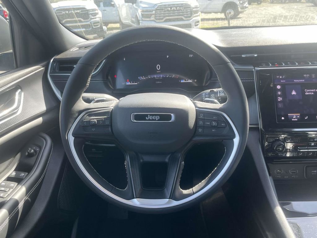 Certified 2025 Jeep Grand Cherokee L Laredo w/ Luxury Tech Group I image 25