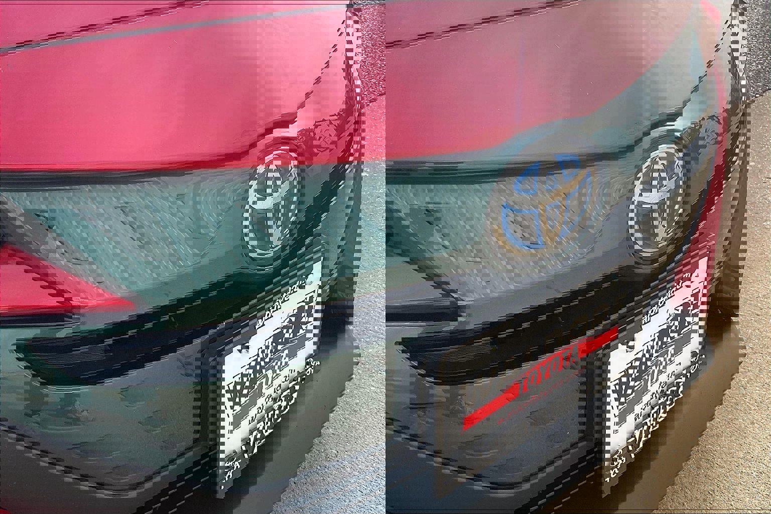 Used 2019 Toyota Prius Prime Premium image 34