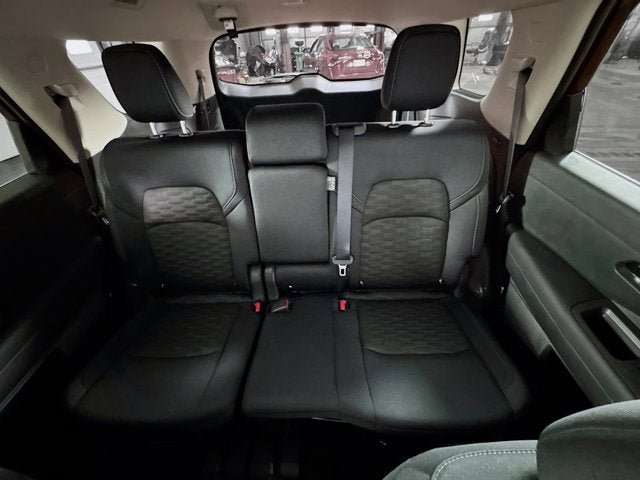 New 2026 Nissan Pathfinder SV image 20