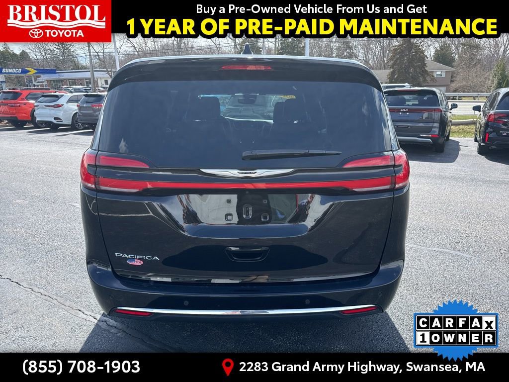 Used 2025 Chrysler Pacifica Select image 6