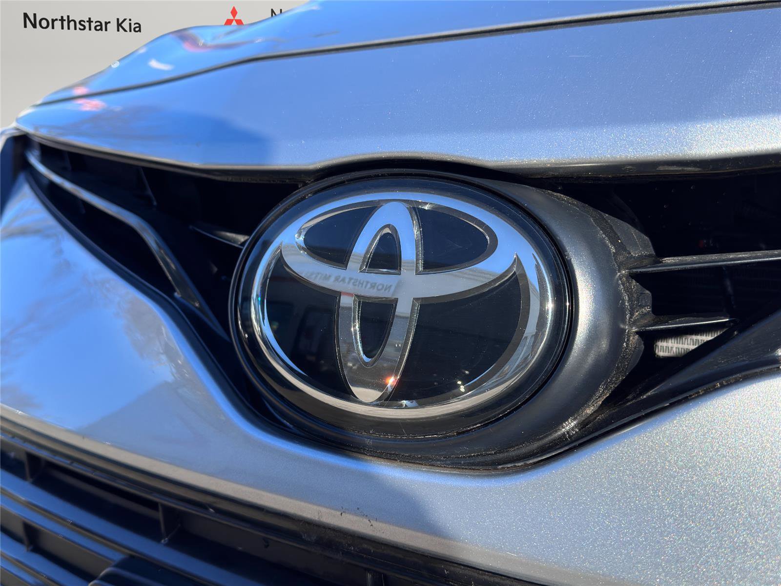 Used 2022 Toyota Camry LE AWD/4WD image 25