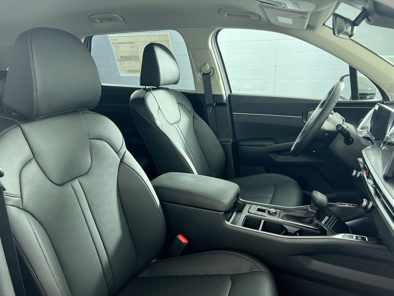 New 2026 Kia Sorento EX w/ EX Premium Package FWD image 28