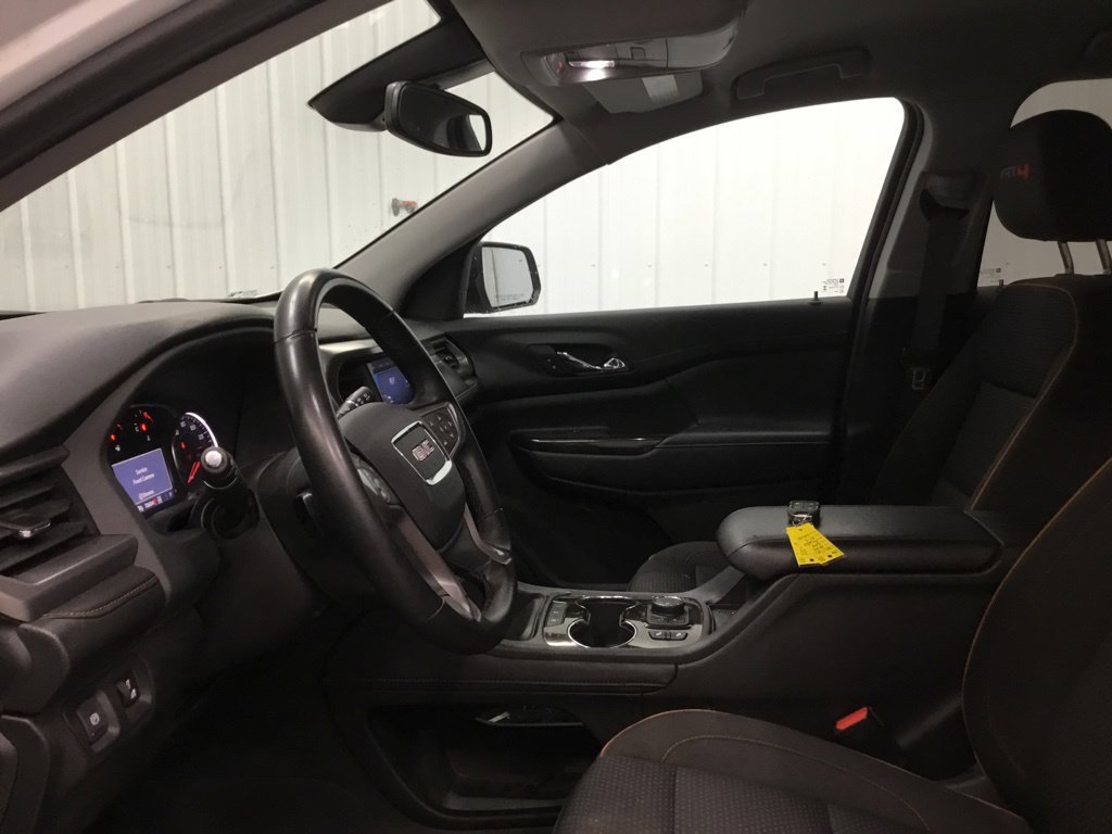 Used 2023 GMC Acadia AT4 w/ Trailering Package AWD/4WD image 5