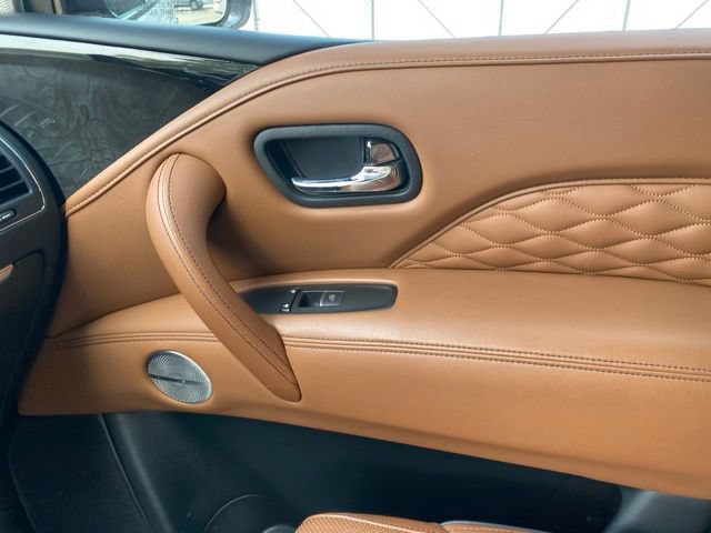 Used 2023 INFINITI QX80 Sensory w/ Cargo Package AWD/4WD image 23