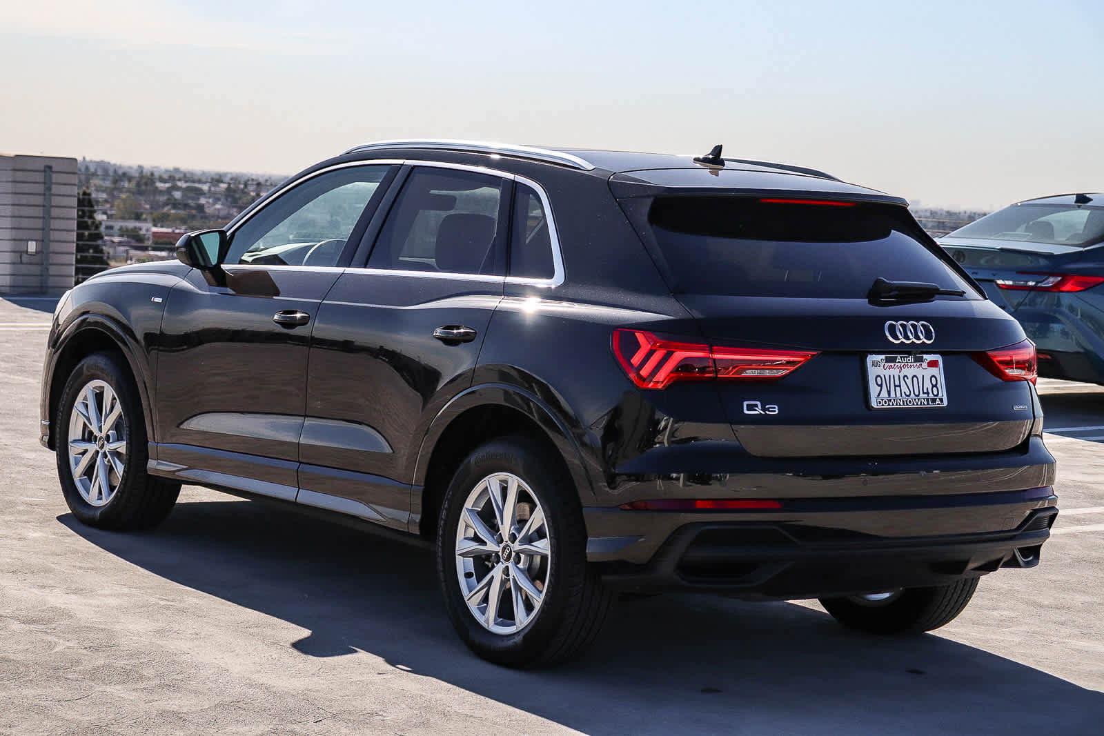 Used 2025 Audi Q3 2.0T Premium w/ Convenience Package image 6