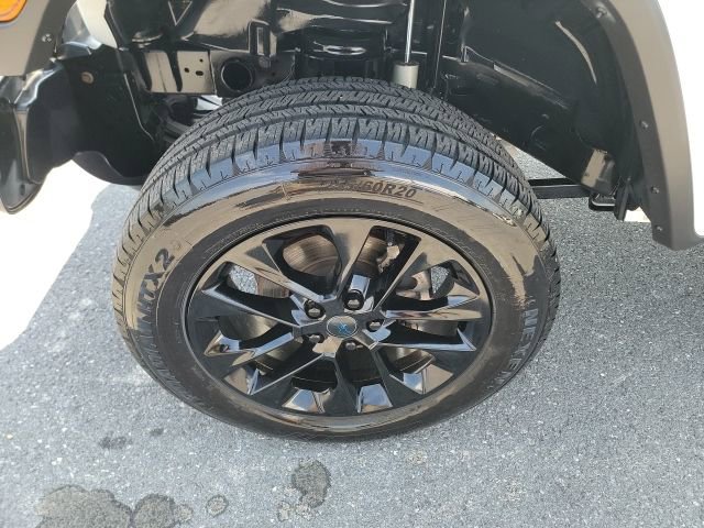 Used 2020 Jeep Gladiator Sport AWD/4WD image 11