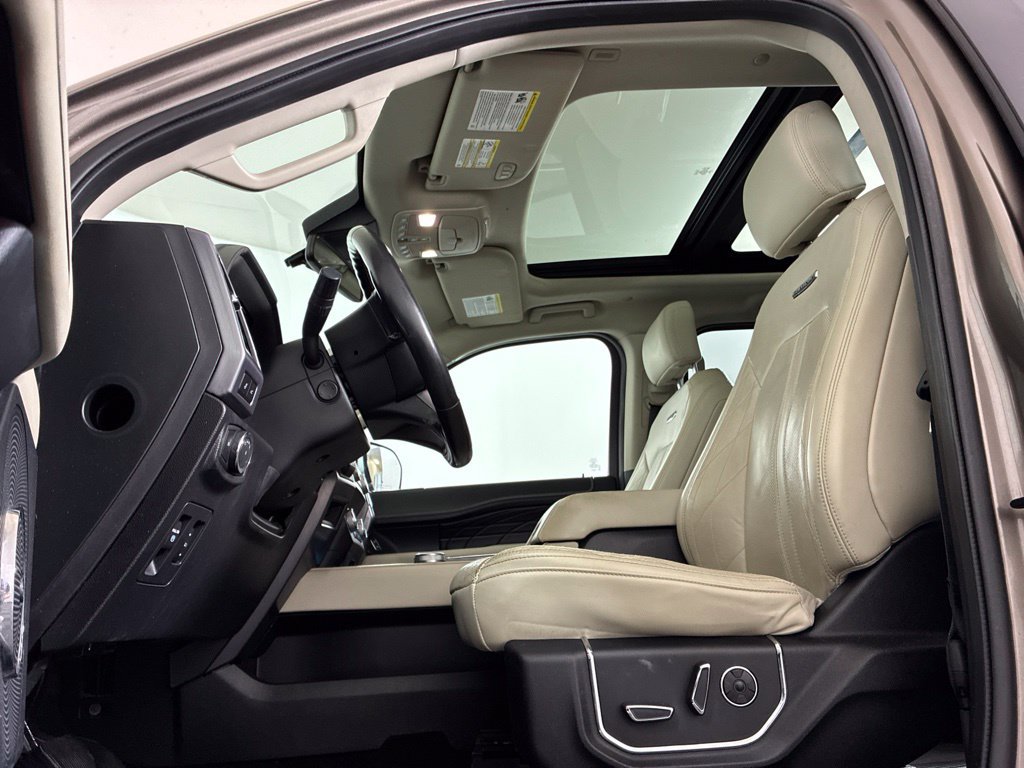 Used 2019 Ford Expedition Max Platinum RWD image 22