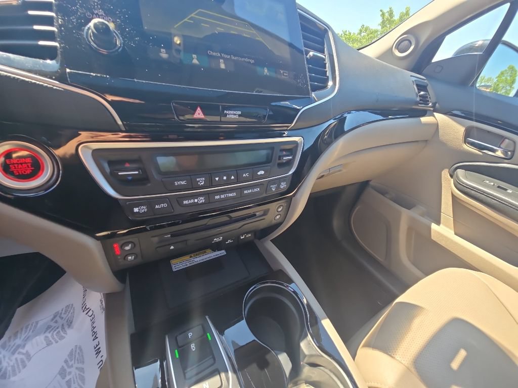 Used 2020 Honda Pilot Elite image 22