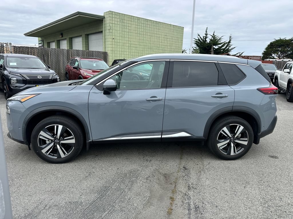 Used 2023 Nissan Rogue SL w/ SL Premium Package FWD image 4