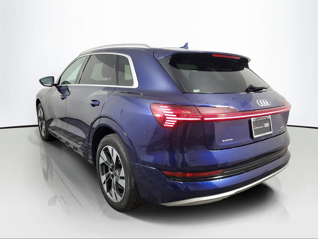 Certified 2023 Audi e-tron Premium Plus w/ Premium Plus Package image 4