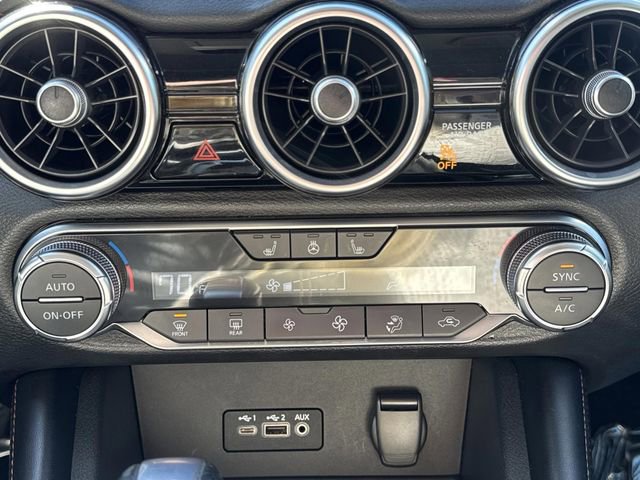 Used 2021 Nissan Sentra SR w/ SR Premium Package image 19