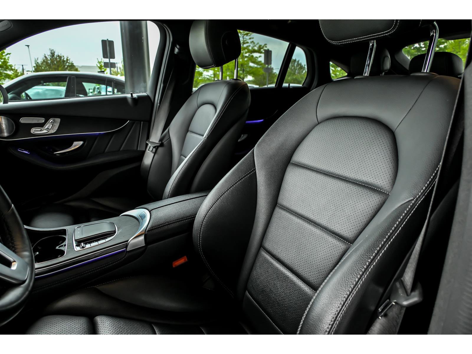 Used 2020 Mercedes-Benz GLC 300 4MATIC Coupe image 12