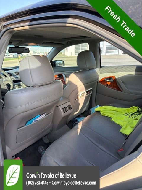 Used 2011 Toyota Camry XLE w/ XLE Extra-Value Pkg #2 FWD image 16