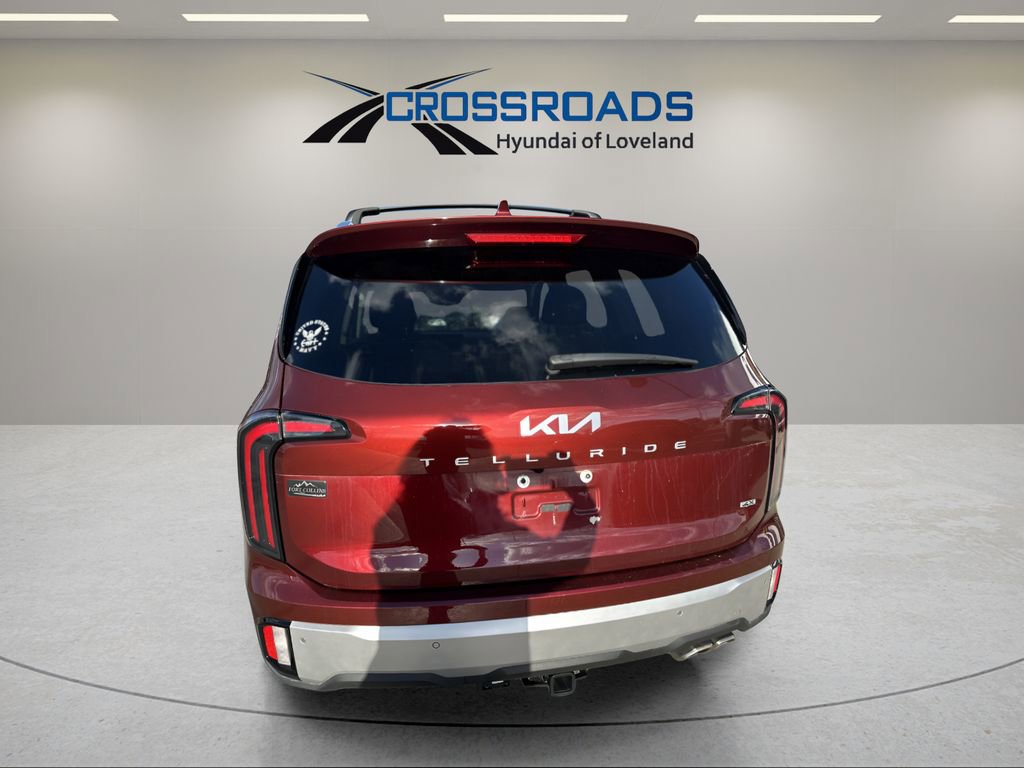 Used 2024 Kia Telluride SX w/ Towing Package image 10