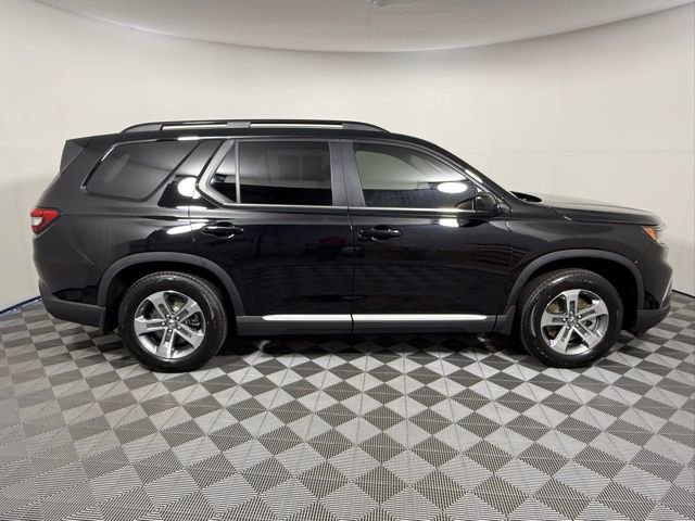 Used 2024 Honda Pilot EX-L image 7