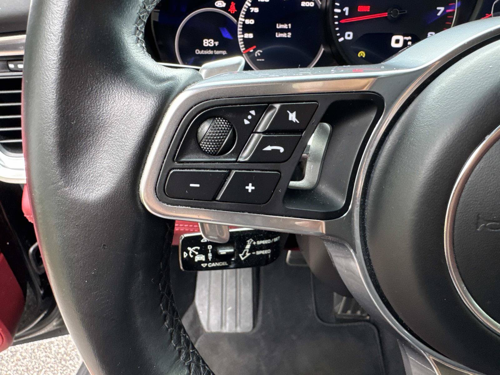 Used 2018 Porsche Panamera 4S AWD/4WD image 30
