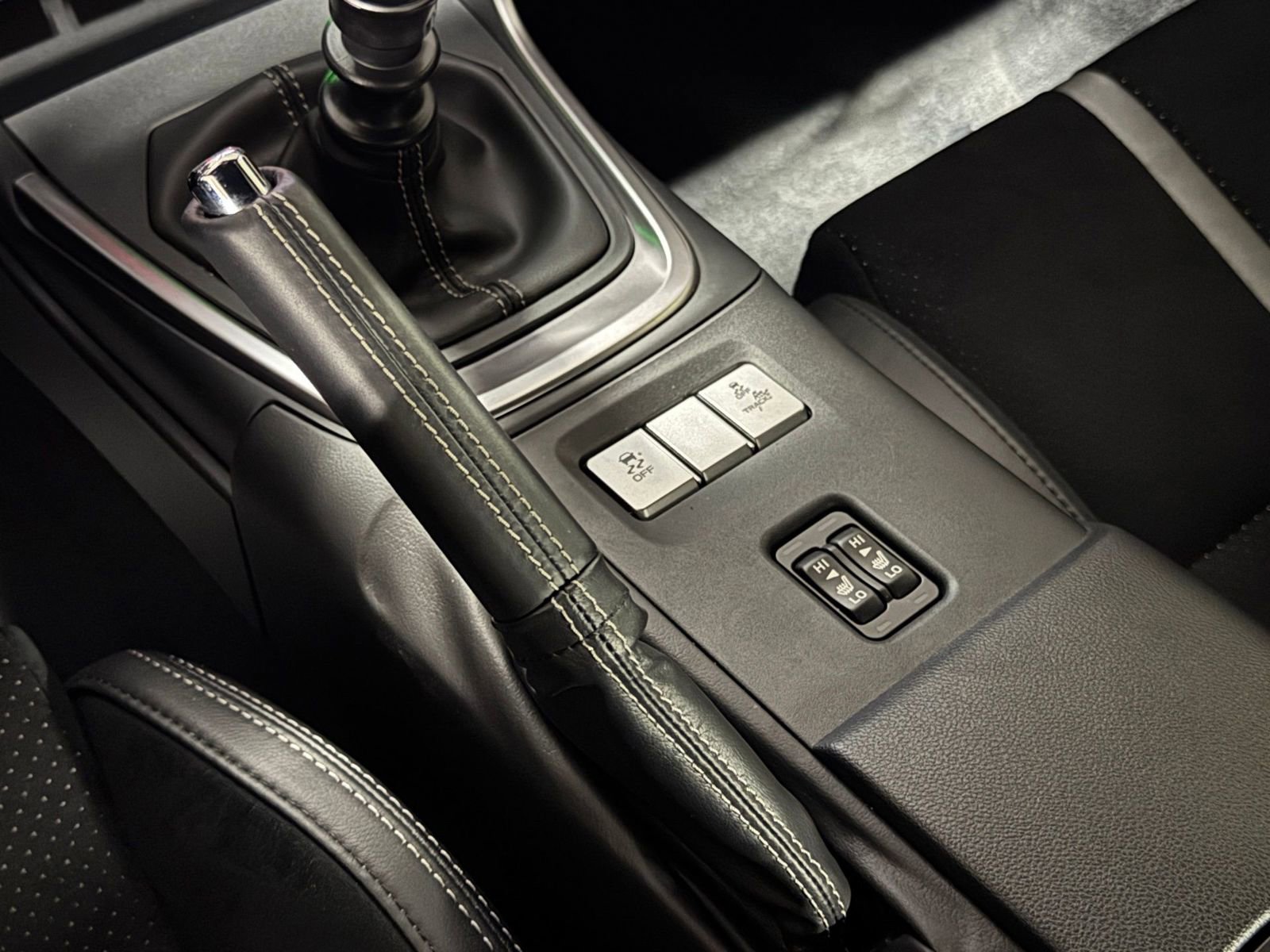 New 2025 Toyota GR86 Premium image 24