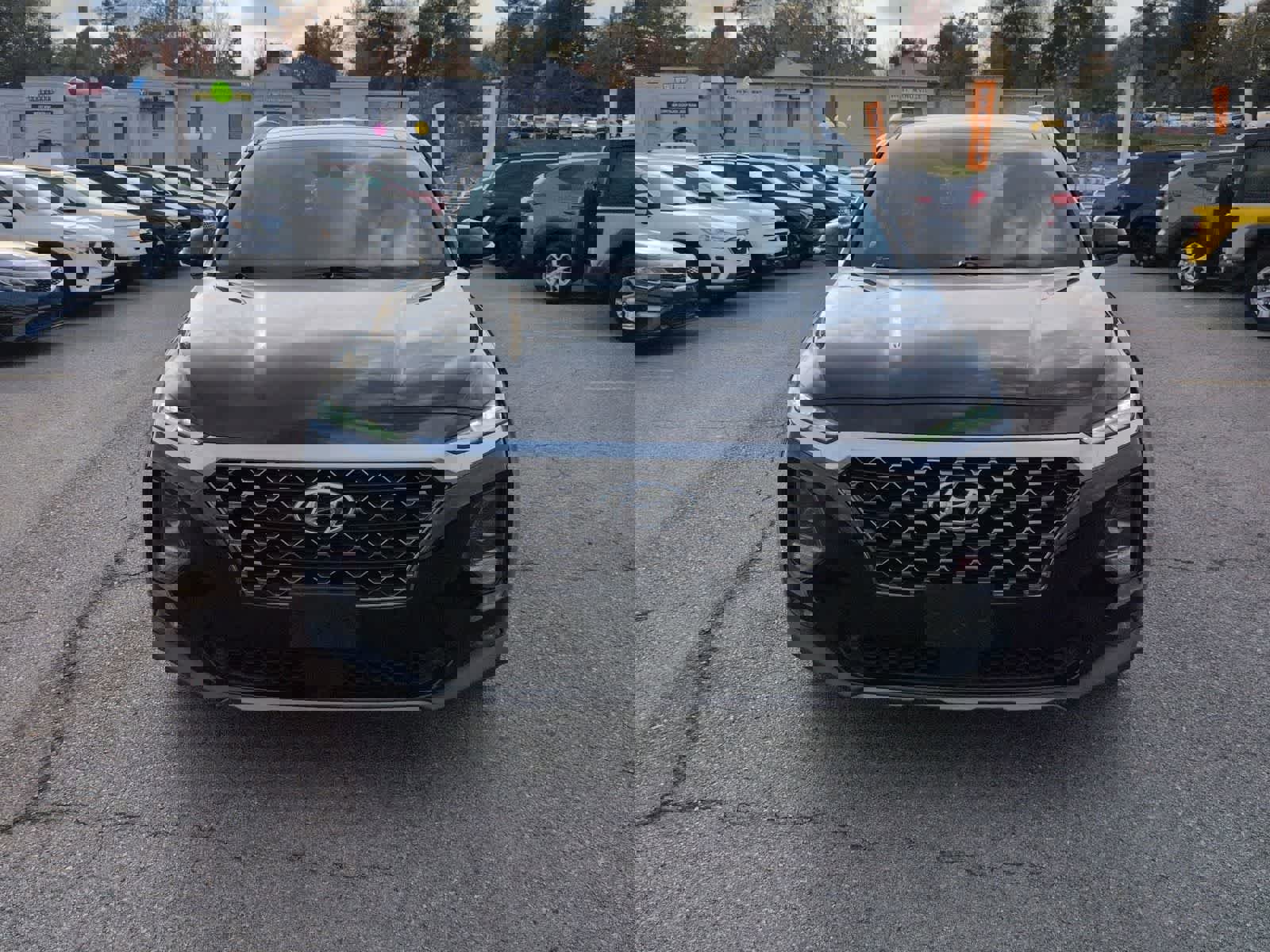 Used 2020 Hyundai Santa Fe SEL w/ Convenience + Premium Package image 3