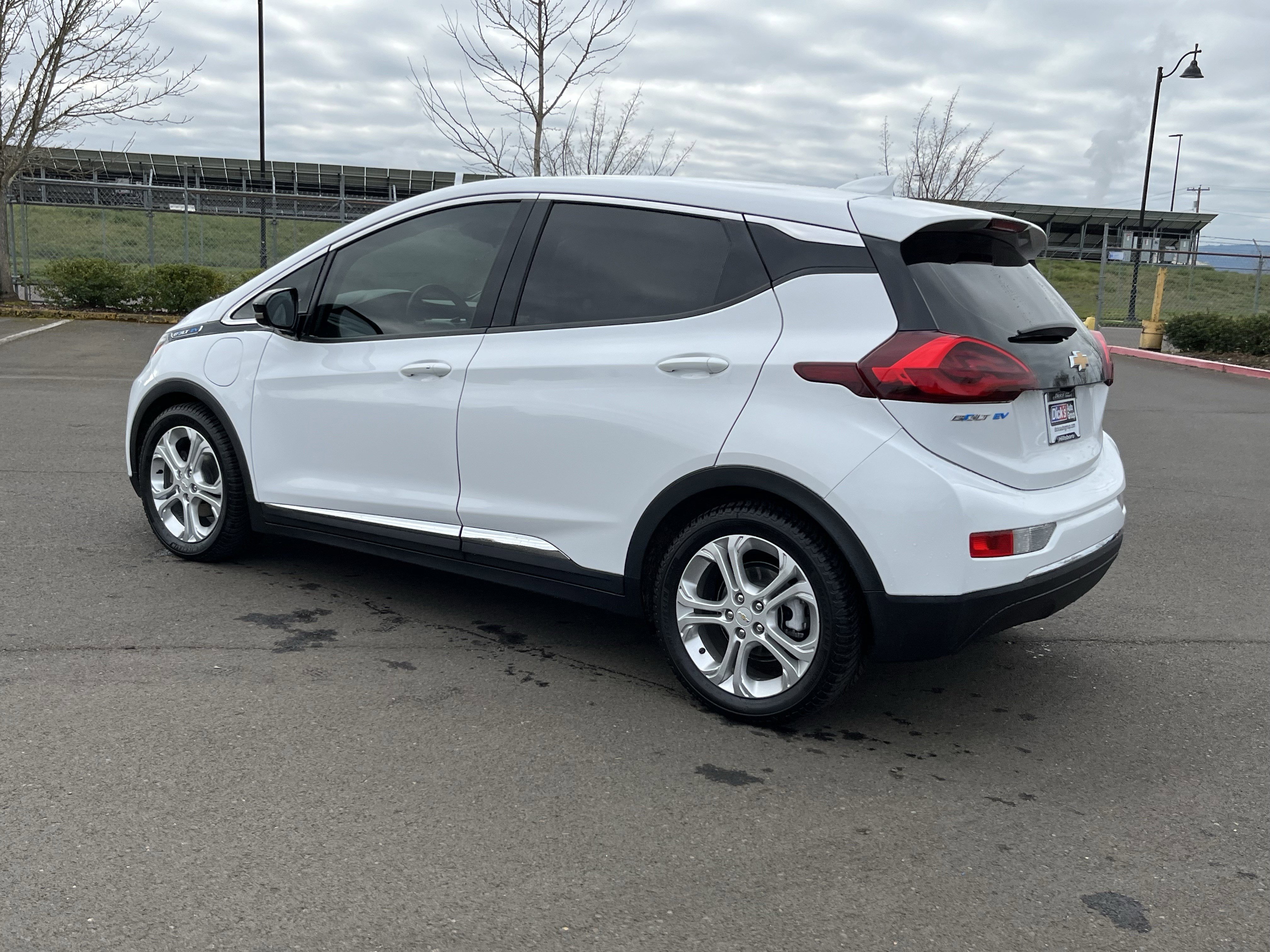 Used 2021 Chevrolet Bolt LT image 3