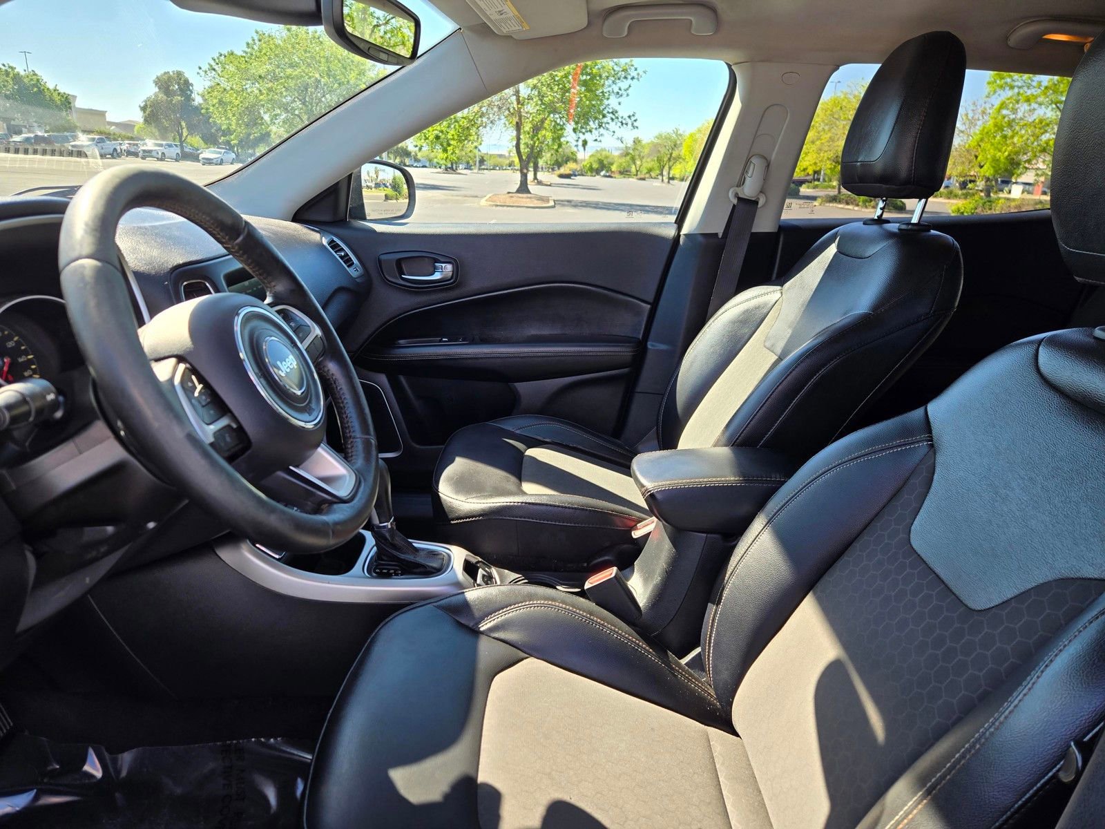 Used 2020 Jeep Compass Latitude w/ Popular Equipment Group image 20