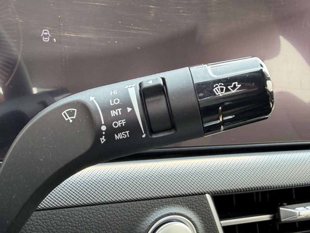 Certified 2025 Hyundai Sonata SEL AWD/4WD image 25
