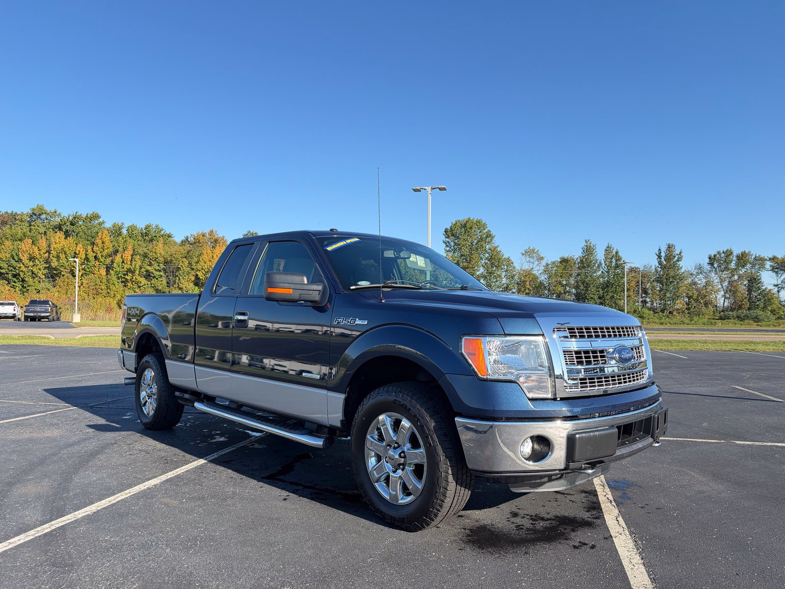 Used 2014 Ford F150 XLT w/ Equipment Group 302A Luxury AWD/4WD image 4