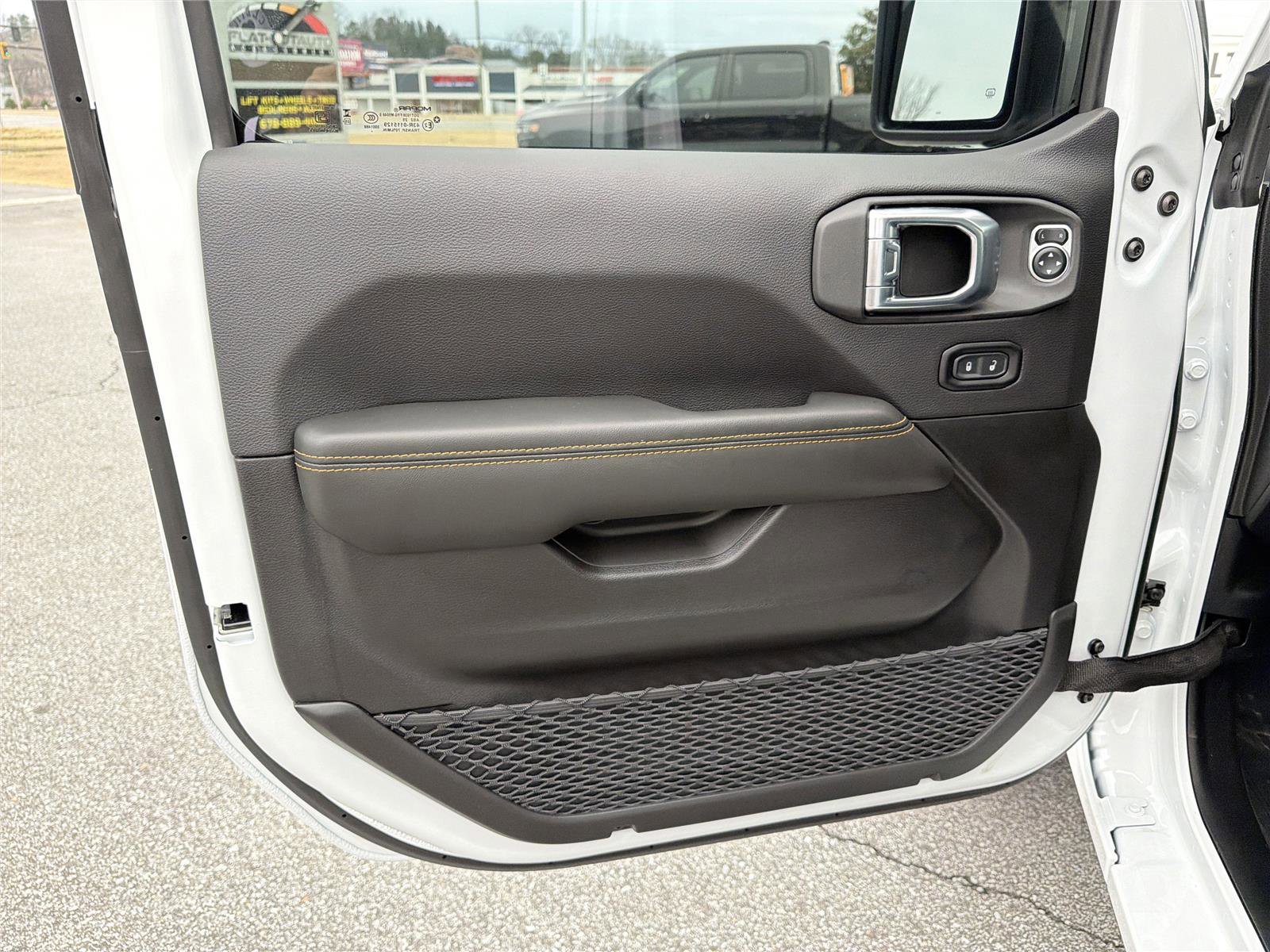 New 2026 Jeep Gladiator Sahara image 11