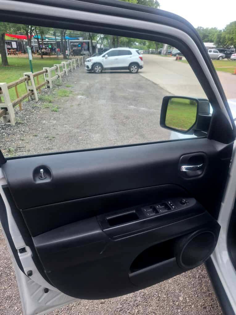 Used 2016 Jeep Patriot High Altitude image 16