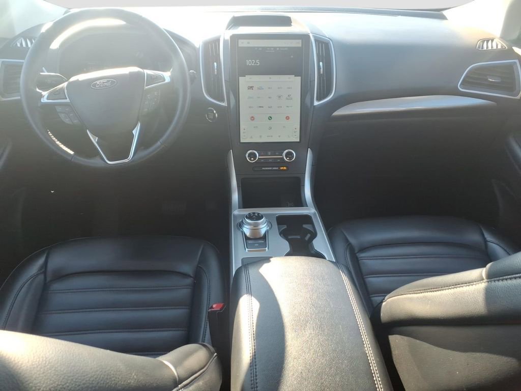Used 2024 Ford Edge SEL image 13